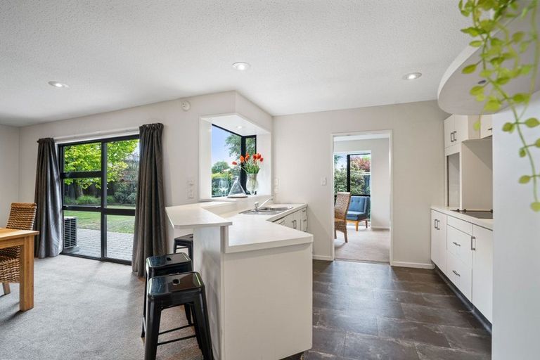 Photo of property in 4 Addison Place, Halswell, Christchurch, 8025