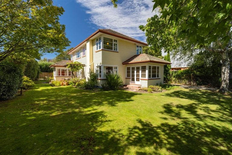 Photo of property in 31 Makora Street, Fendalton, Christchurch, 8041