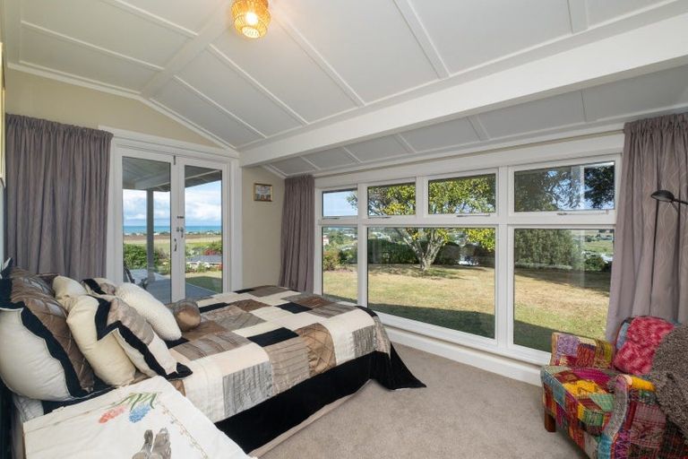Photo of property in 15 Terrace Road, Bay View, Napier, 4104