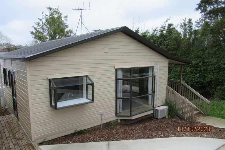 Photo of property in 15a Kellett Road, Ranui, Auckland, 0612