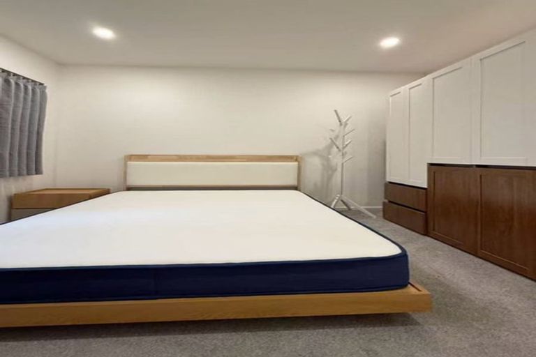 Photo of property in 1/63 Rangeview Road, Sunnyvale, Auckland, 0612