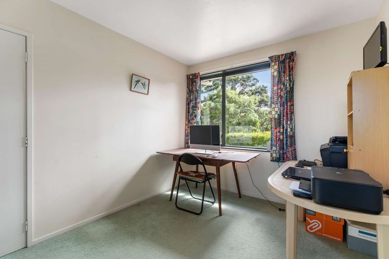 Photo of property in 116 Wood Bay Road, Titirangi, Auckland, 0604