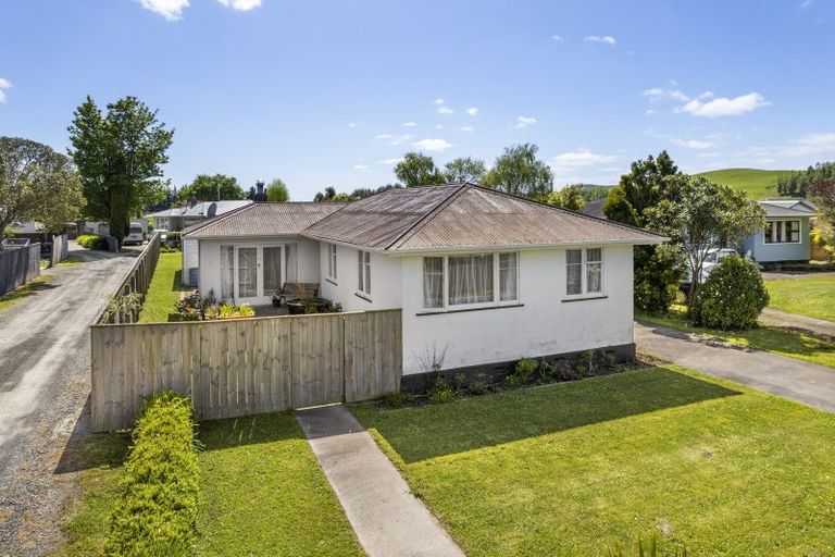 Photo of property in 25 Paterson Street, Pahiatua, 4910