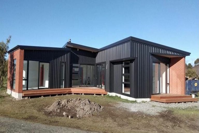 Photo of property in 35 Paton Place, Te Anau, 9600