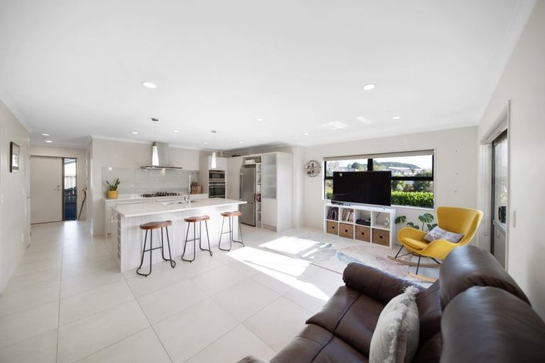 Photo of property in 35d Anselmi Ridge Road, Pukekohe, 2120