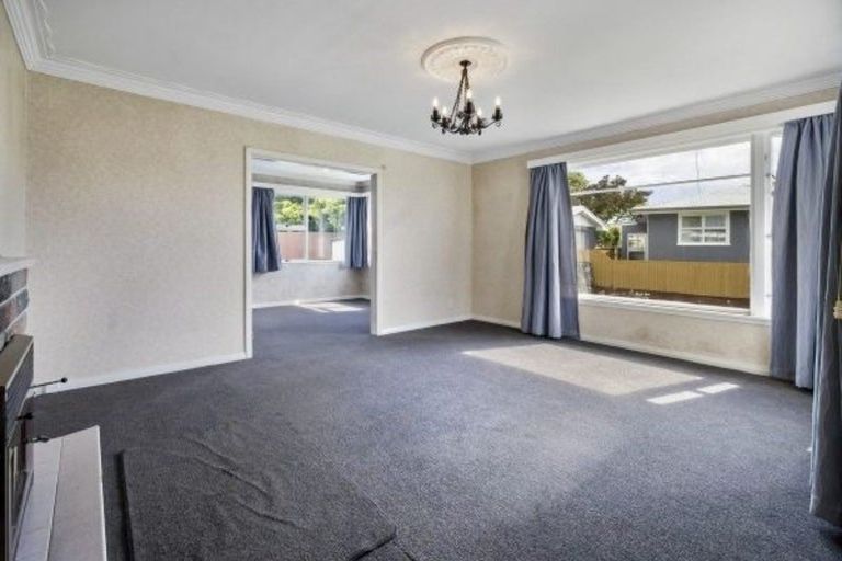 Photo of property in 24 Kent Crescent, Awapuni, Palmerston North, 4412