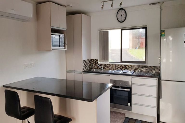 Photo of property in 28 Tatariki Street, Rosehill, Papakura, 2113