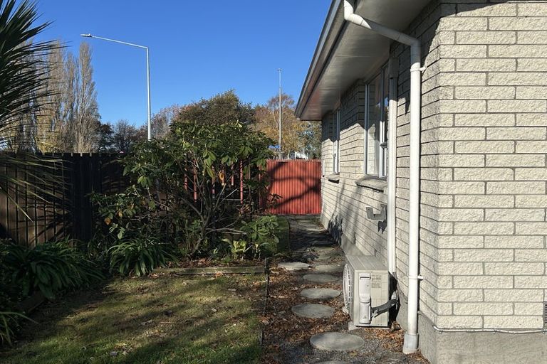 Photo of property in 1/3 Cavendish Road, Casebrook, Christchurch, 8051