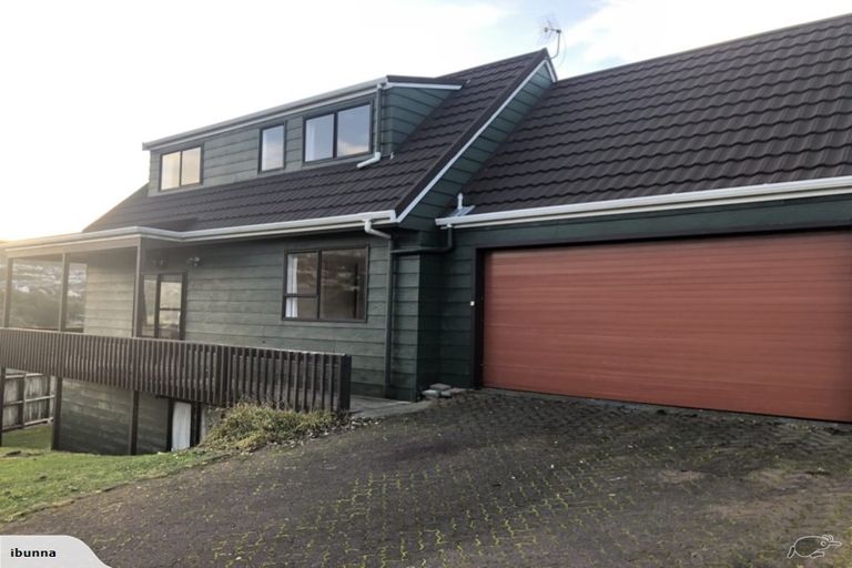 Photo of property in 25 Wingfield Place, Churton Park, Wellington, 6037