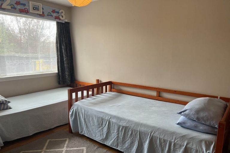 Photo of property in 1/242a Sawyers Arms Road, Bishopdale, Christchurch, 8053