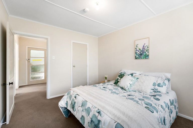 Photo of property in 12 Hector Grove, Trentham, Upper Hutt, 5018