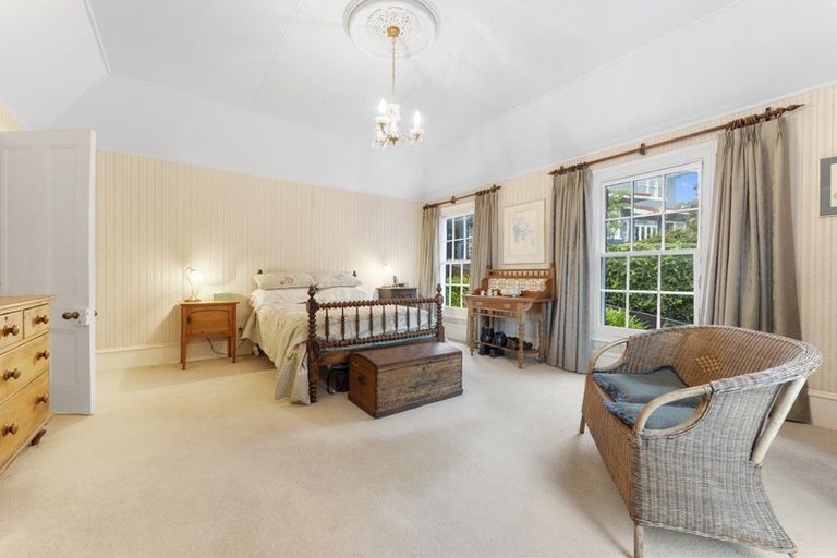 Photo of property in 149 Vivian Street, New Plymouth, 4310