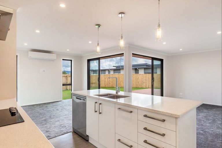 Photo of property in 18 Tawhai Crescent, Wharewaka, Taupo, 3330