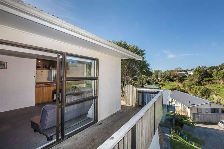 Photo of property in 2/17 Rose Street, Ranui, Porirua, 5024
