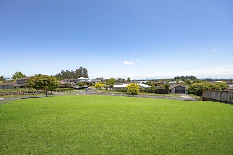 Photo of property in 6/675 Swanson Road, Swanson, Auckland, 0612