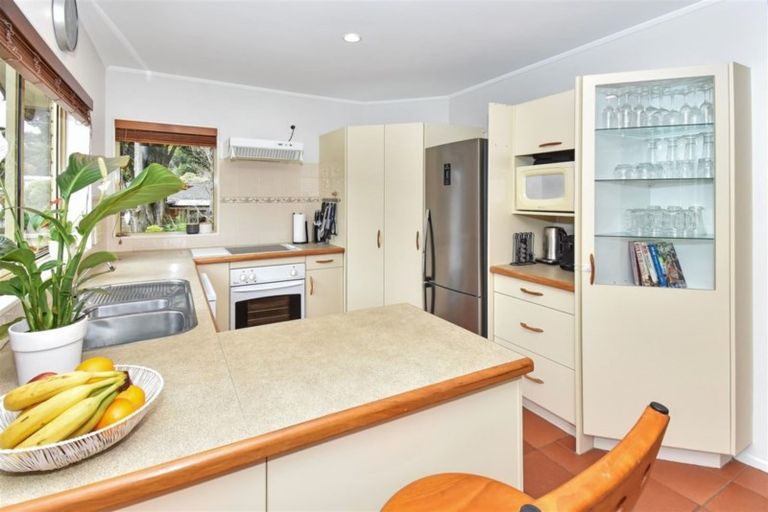 Photo of property in 22 The Glade South, Pukekohe, 2120
