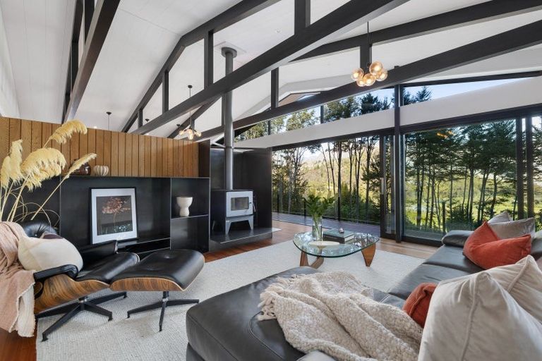 Photo of property in 18 Falcon Heights, Mount Creighton, Queenstown, 9371