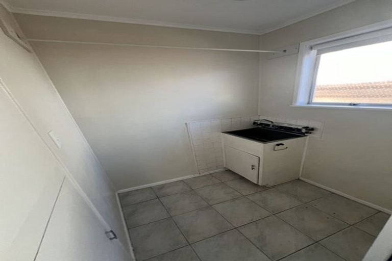 Photo of property in 9 Wycherley Drive, Bucklands Beach, Auckland, 2014