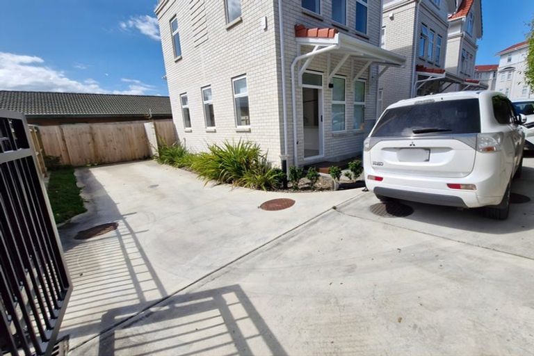 Photo of property in 33 Whautapu Court, Avondale, 1026