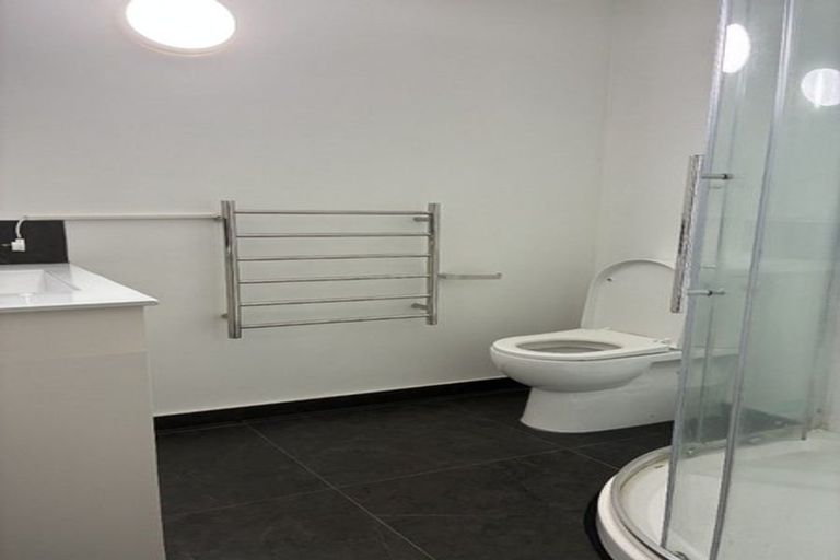 Photo of property in The Grange, 7/92 Bush Road, Albany, Auckland, 0632