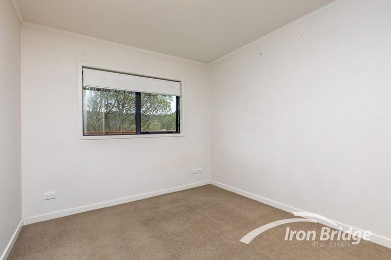 Photo of property in 36 Sunstone Crescent, Brown Owl, Upper Hutt, 5018