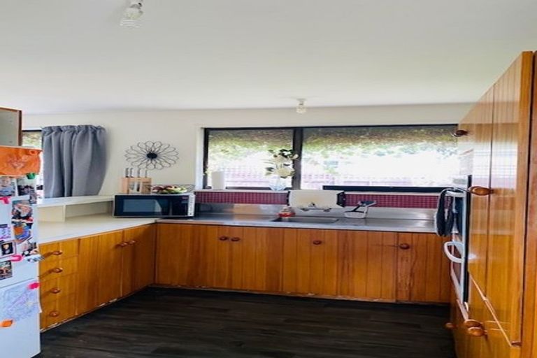 Photo of property in 2b Barclay Place, Burwood, Christchurch, 8061