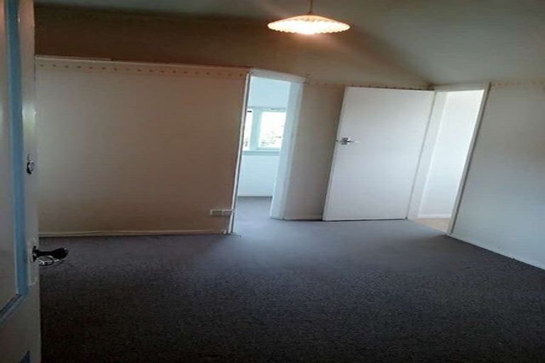 Photo of property in 10b Moana Grove, Waiwhetu, Lower Hutt, 5010