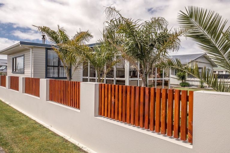 Photo of property in 29 Romilly Street, Westport, 7825