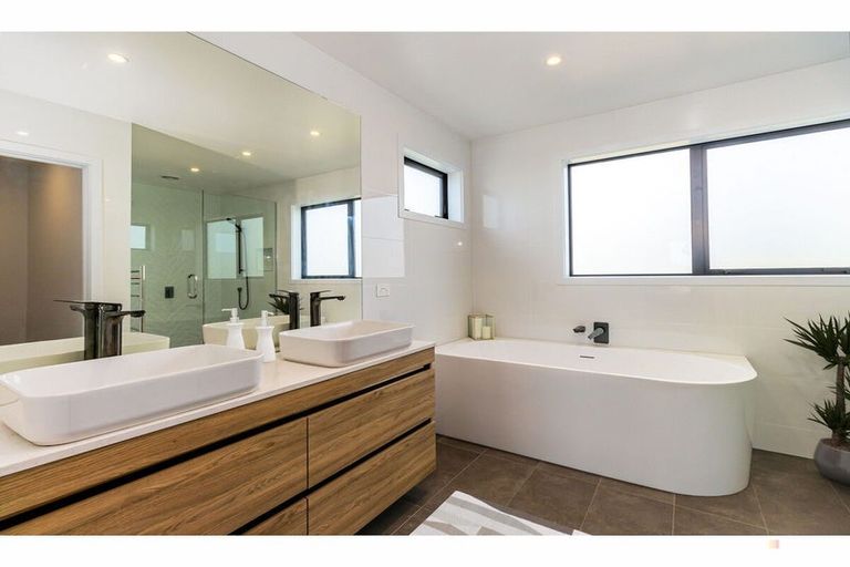 Photo of property in 6 Sea View Terrace, Seaview, Timaru, 7910