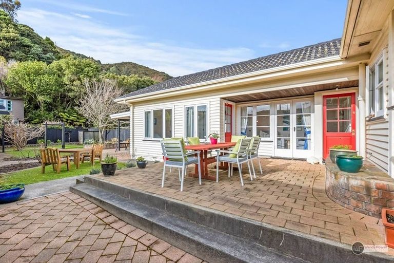 Photo of property in 75 Wyndrum Avenue, Waterloo, Lower Hutt, 5011