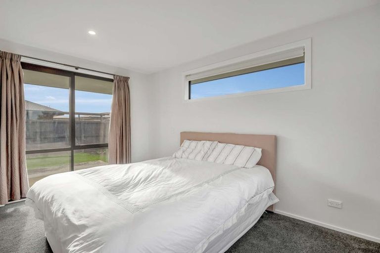 Photo of property in 80 Shillingford Boulevard, Rolleston, 7615