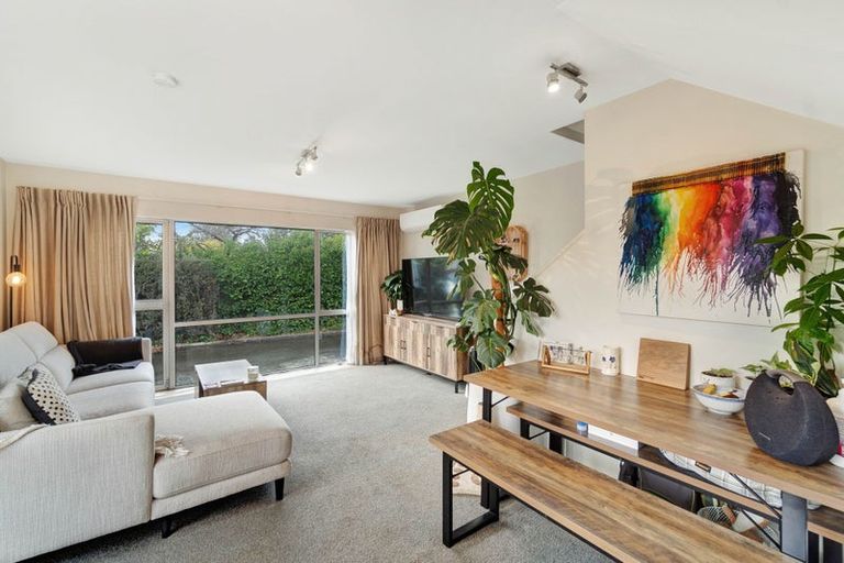 Photo of property in 1/34 Holly Road, St Albans, Christchurch, 8014