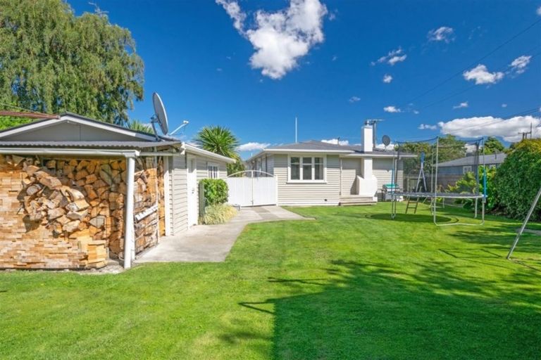 Photo of property in 33 Holdaway Street, Riversdale, Blenheim, 7201