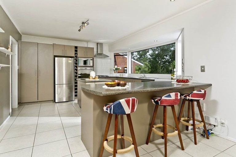 Photo of property in 57 Newhaven Terrace, Mairangi Bay, Auckland, 0630