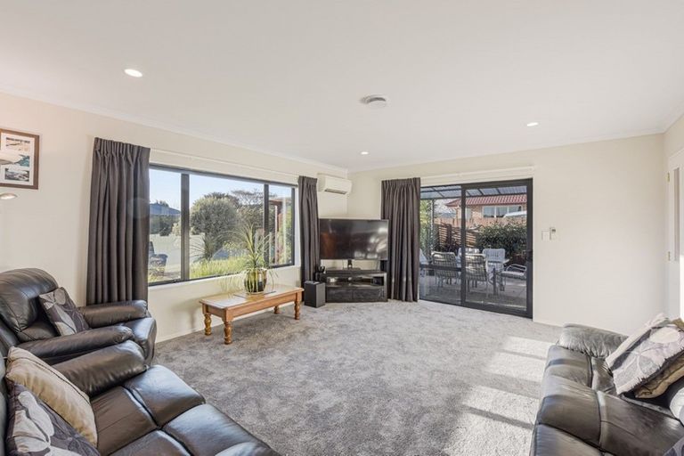 Photo of property in 18 Covent Drive, Stoke, Nelson, 7011