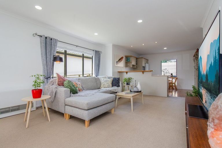 Photo of property in 285 Vaughan Road, Owhata, Rotorua, 3010