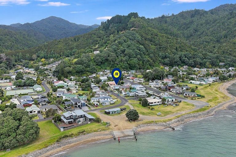 Photo of property in 11 Tatahi Street, Te Puru, Thames, 3575