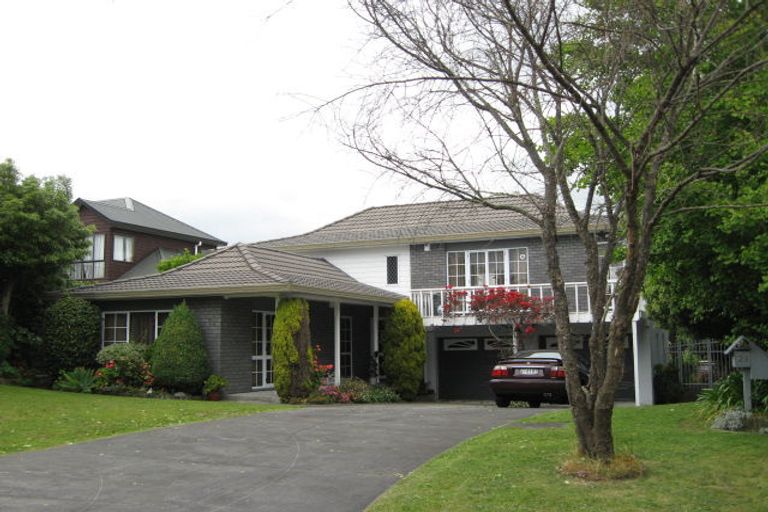 Photo of property in 21 Reynard Terrace, Conifer Grove, Takanini, 2112