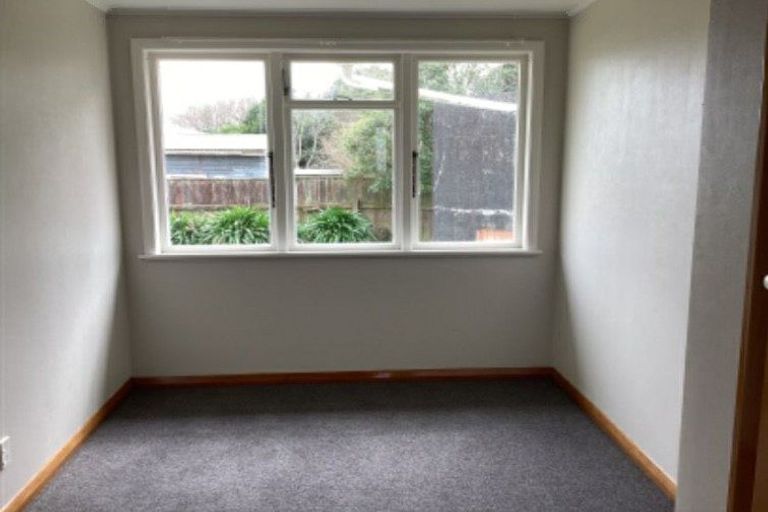 Photo of property in 6 Holland Crescent, Bulls, 4818