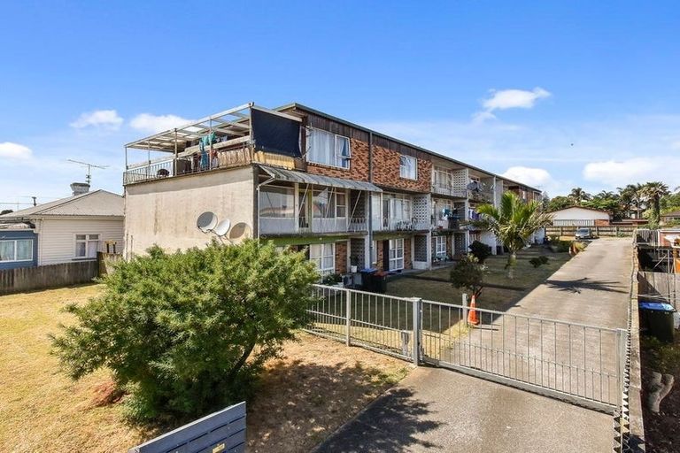 Photo of property in 18/27 Avenue Road, Otahuhu, Auckland, 1062