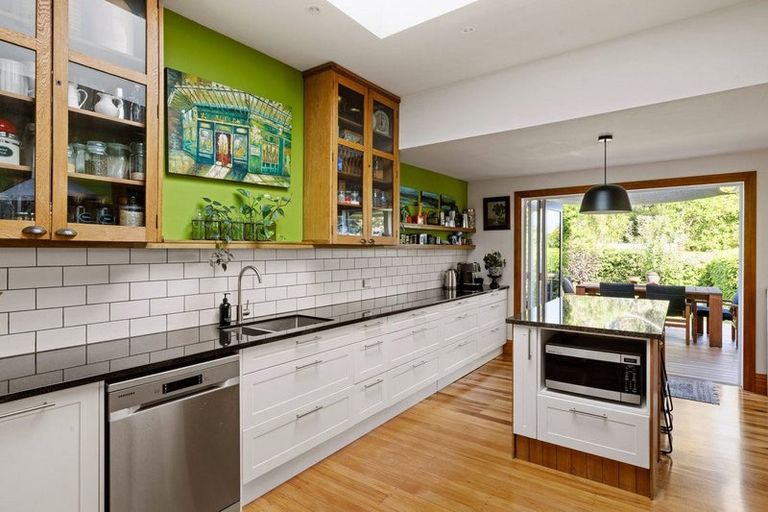 Photo of property in 2 Murray Street, Leamington, Cambridge, 3432