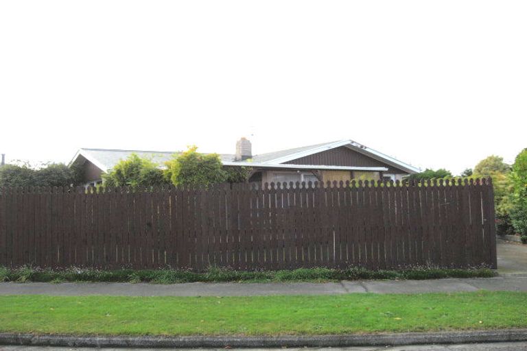 Photo of property in 6 Fenchurch Street, Northcote, Christchurch, 8052