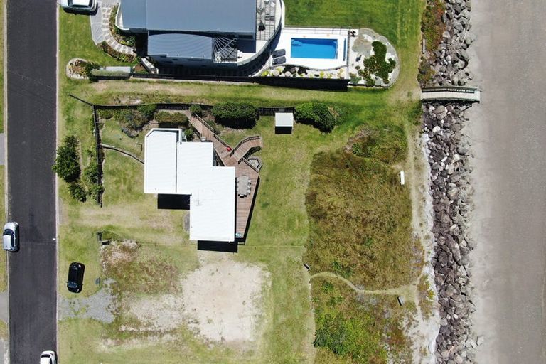 Photo of property in 22 The Loop, Waihi Beach, 3611