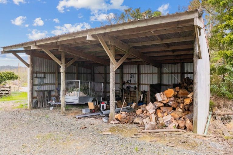 Photo of property in 124b Devich Road, Mangawhai, 0975