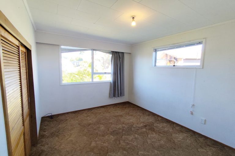 Photo of property in 51 Bodi Place, Te Atatu South, Auckland, 0610