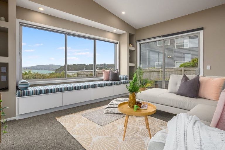 Photo of property in 15 Sue Dow Lane, Aotea, Porirua, 5024