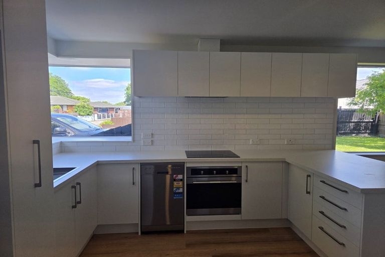 Photo of property in 2/4 Traynor Lane, Avonside, Christchurch, 8061