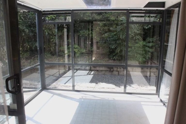 Photo of property in 2/6 Cherry Road, Bucklands Beach, Auckland, 2014