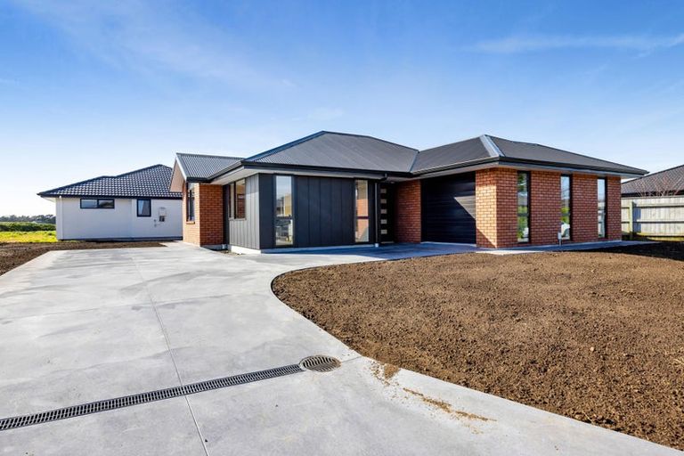 Photo of property in 14 Roka Street, Bell Block, New Plymouth, 4312