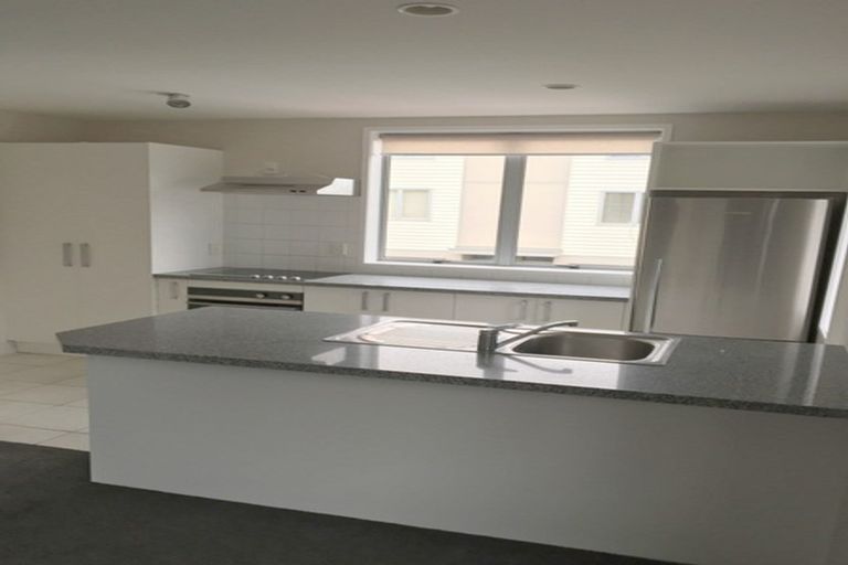 Photo of property in 30/3 Riverside Road, Orewa, 0931